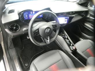 Alfa Romeo Junior IBRIDA picture 12