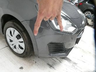 Suzuki Swift  picture 13