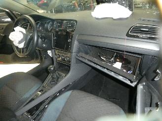 Volkswagen Golf COMFORTLINE picture 13
