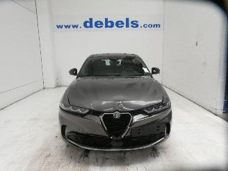 Coche accidentado Alfa Romeo Tonale 1.6D 2023/12