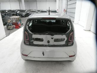 Volkswagen Up! MOVE picture 5