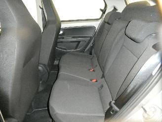 Volkswagen Up! MOVE picture 14
