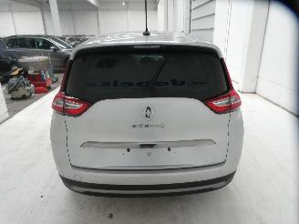 Renault Scenic TCE 140 EDC CORP picture 9
