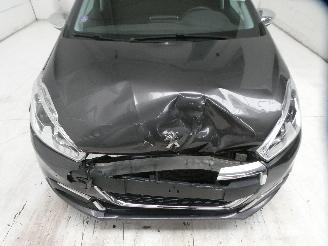 Peugeot 208 ALLURE picture 7