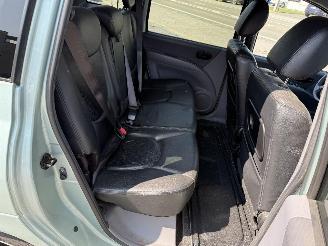 Hyundai Matrix 1.5 CRDI LUXE picture 19