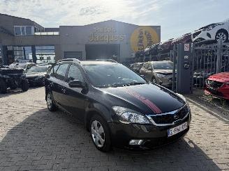 Unfallwagen Kia Ceed 1.4I 16V BREAK 2010/9