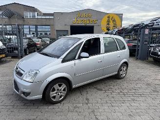 Voiture accidenté Opel Meriva PROBLEM GEARBOX 2009/11