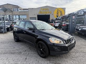 Volvo Xc-60 MOMENTUM picture 1
