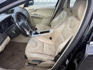 Volvo Xc-60 MOMENTUM picture 19