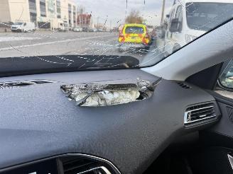 Peugeot 308 II SW ALLURE picture 26