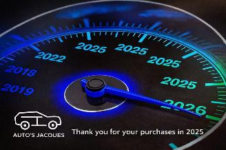 uszkodzony samochody osobowe Volvo Xc-70 2.4D5 AWD 2009/7