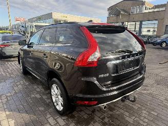 Unfallwagen Volvo Xc-60 2.0D MOMENTUM 2015/1