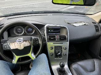 Volvo Xc-60 MOMENTUM picture 32