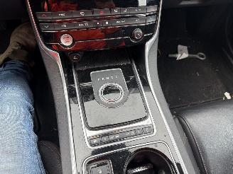 Jaguar XE ENGINE OUT picture 19