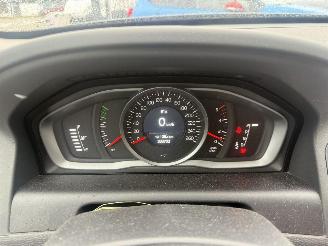 Volvo Xc-60 MOMENTUM AWD picture 18