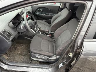 Kia Rio 1.2I EASY picture 19