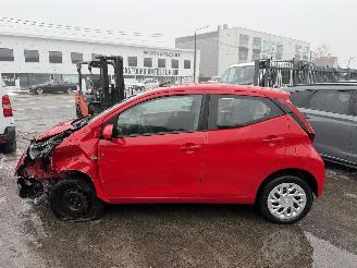 Toyota Aygo 1.0I picture 7