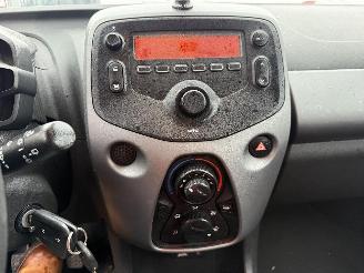 Toyota Aygo 1.0I picture 5