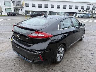 Hyundai Ioniq PLUG IN - HYBRID picture 12