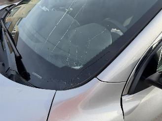 Nissan Qashqai 1.2I picture 12