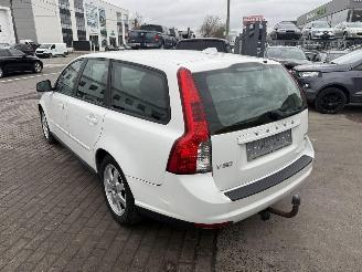 Volvo V-50 1.6D picture 2