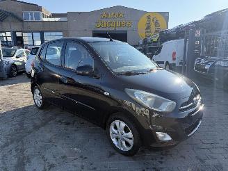 Damaged car Hyundai I-10 LOUNGE 2011/6