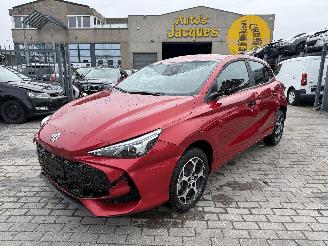 Voiture accidenté MG 3 1.5 COMFORT 2025/12