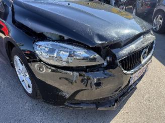 Volvo V-40 2.0 D2 MOMENTUM picture 18