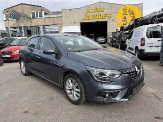 skadebil auto Renault Mégane 1.3I EXPRESSION 2018/12