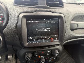 Jeep Renegade 1.0 T3 LIMITED picture 24