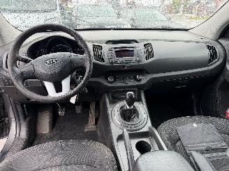 Kia Sportage 1.6I LOUNGE picture 6