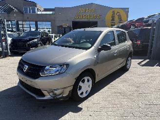 Vaurioauto  passenger cars Dacia Sandero AMBIANCE 2013/5