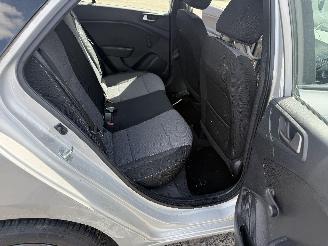 Hyundai I-20 1.2I PLAY picture 19
