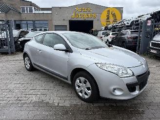 škoda osobní automobily Renault Mégane Coupe 1.6I EXPRESSION 2010/3