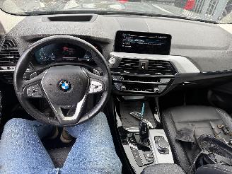 BMW X3 XDRIVE 30E picture 24