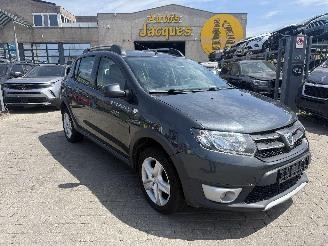 uszkodzony samochody osobowe Dacia Sandero 1.5 DCI PLUS 2016/8