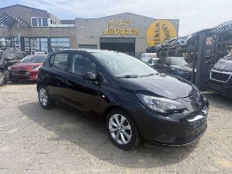 uszkodzony samochody osobowe Opel Corsa 1.4I 2018/9