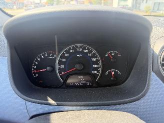 Hyundai I-10 1.0 POP picture 18