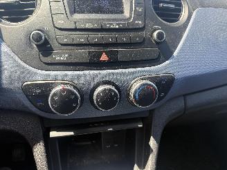 Hyundai I-10 1.0 POP picture 21