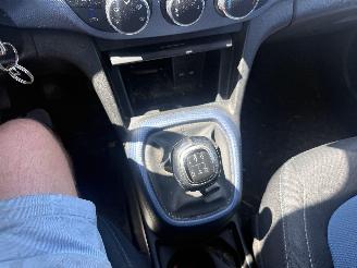 Hyundai I-10 1.0 POP picture 22