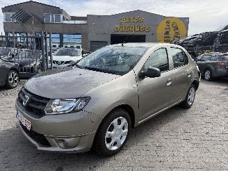 Vaurioauto  passenger cars Dacia Logan SEDAN 2014/2