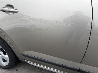 Peugeot 3008 1.6 STYLE picture 22