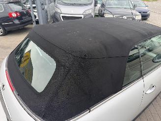 Mini Cooper ONE CABRIO picture 10