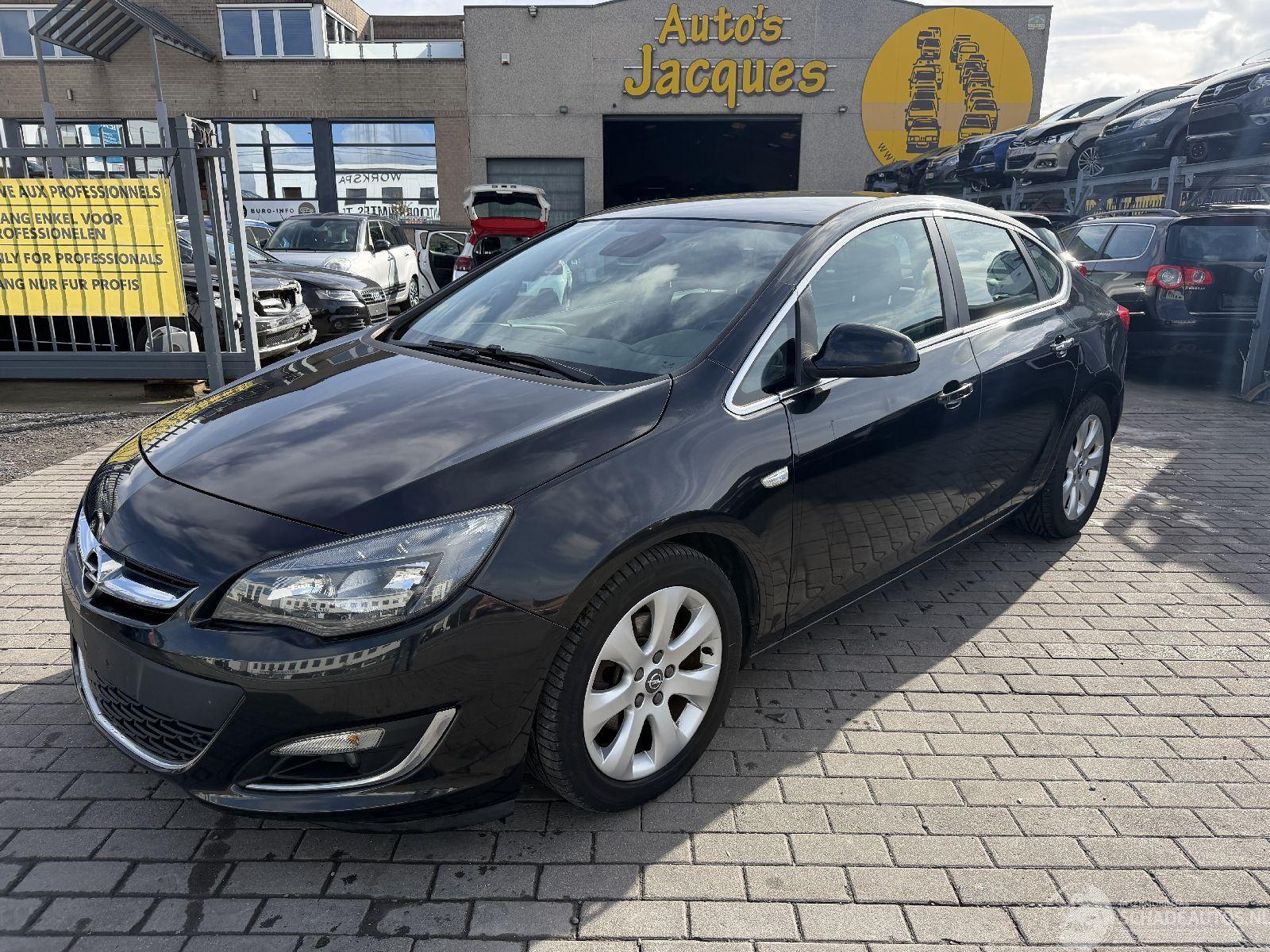 Opel Astra SEDAN 1.7 DTI