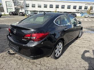 Opel Astra SEDAN 1.7 DTI picture 11