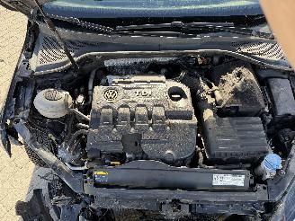 Volkswagen Golf 1.6 TDI AUTOMAT picture 5