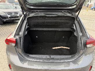 Opel Corsa 1.2I picture 21