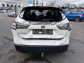 Nissan Qashqai 1.2 DIG-T TEKNA picture 5