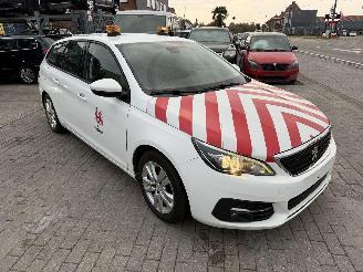Peugeot 308 1.2I picture 3
