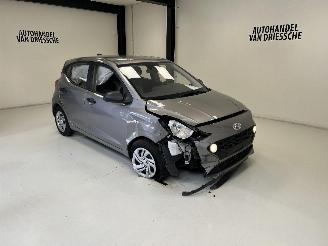 Schadeauto Hyundai I-10  2023/4